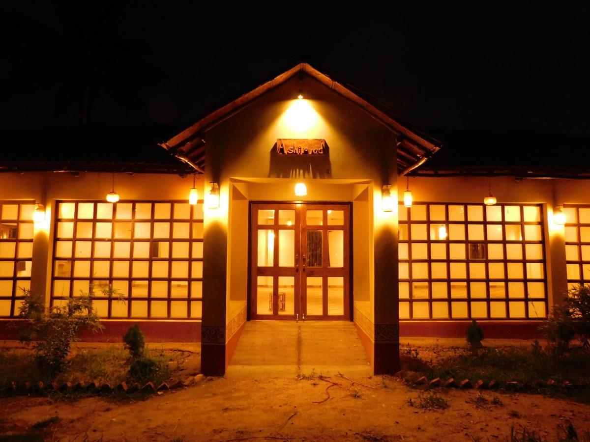Gram Bangla Retreat Hotel Kolkata Bagian luar foto