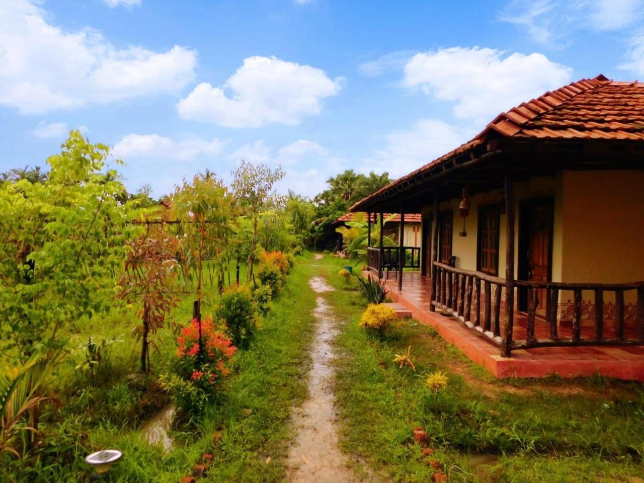 Gram Bangla Retreat Hotel Kolkata Bagian luar foto