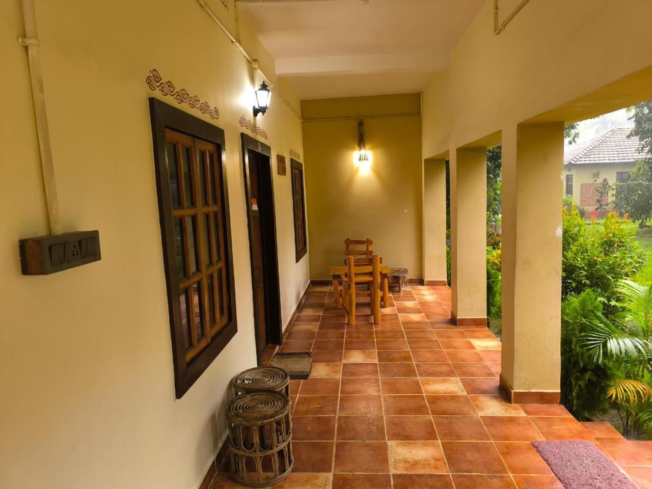 Gram Bangla Retreat Hotel Kolkata Bagian luar foto